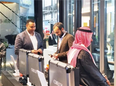 Mech bersinar di lima pameran industri utama di Arab Saudi